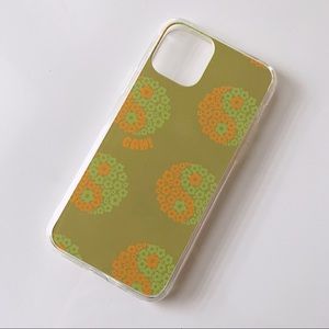 Lisa Says Gah Pear Yin Yang iPhone 11 Pro Case